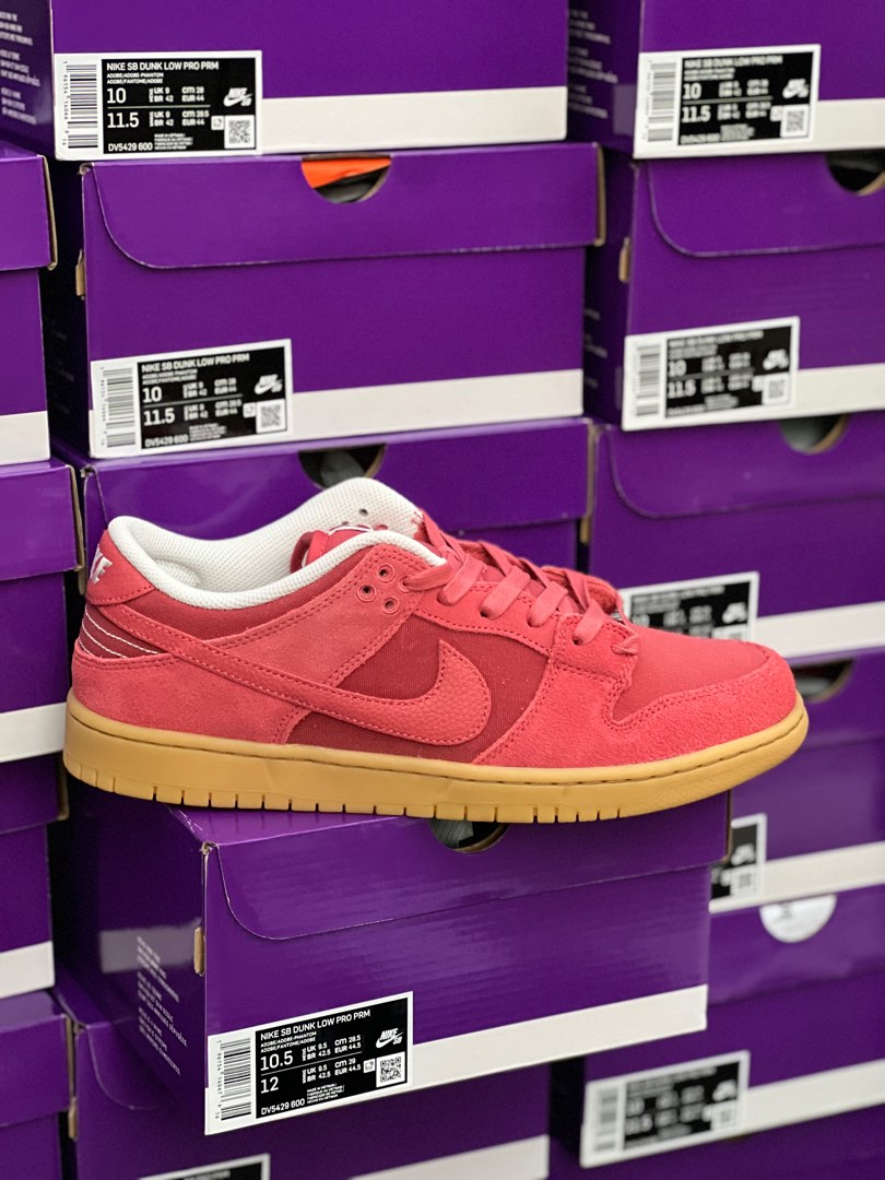 Nike sb dunk low adobe, 男裝, 鞋, 波鞋- Carousell