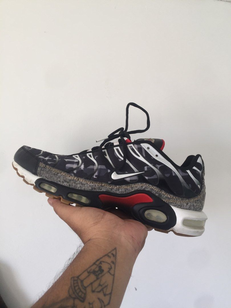 Plaid deals vapormax plus