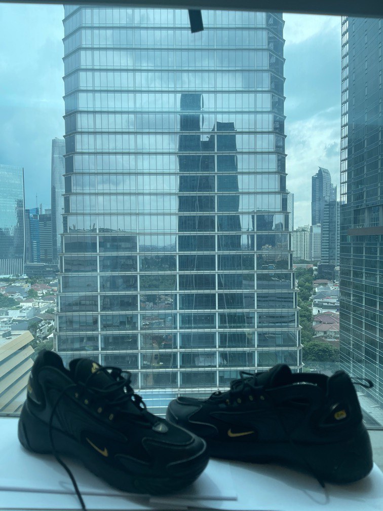 nike zoom 2k running