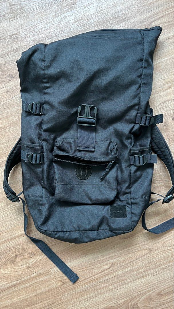 Nixon Backpack RollTop, Men's Fashion, Bags, Backpacks on Carousell