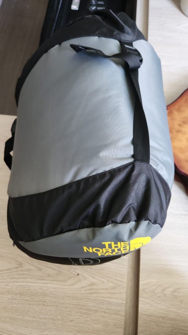NORTHFACE SLEEPING BAG, Sports Equipment, Hiking & Camping on Carousell