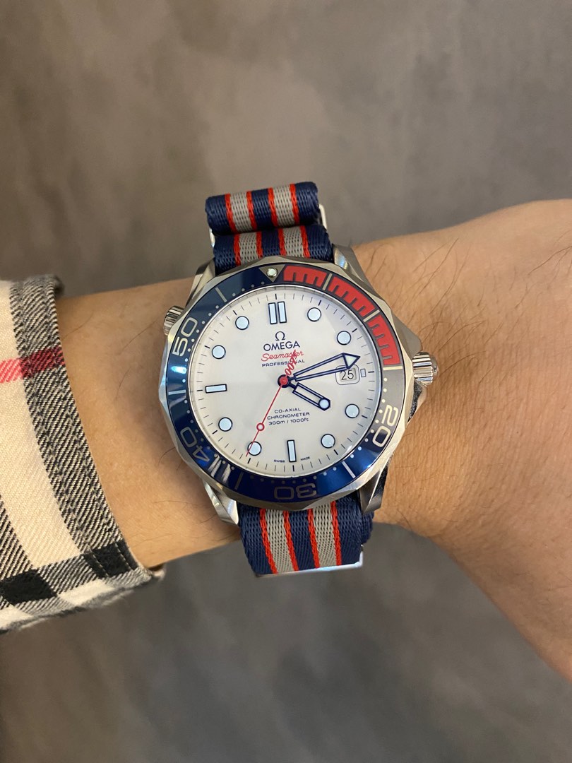 Omega james bond commander hot sale
