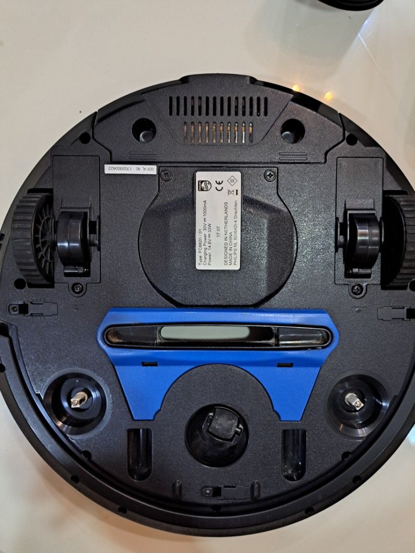 Philips robotic vacuum cleaner, TV & Home Appliances, Vacuum Cleaner