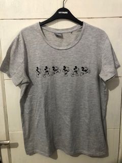 PL !! Cotton On X Disney Tshirt