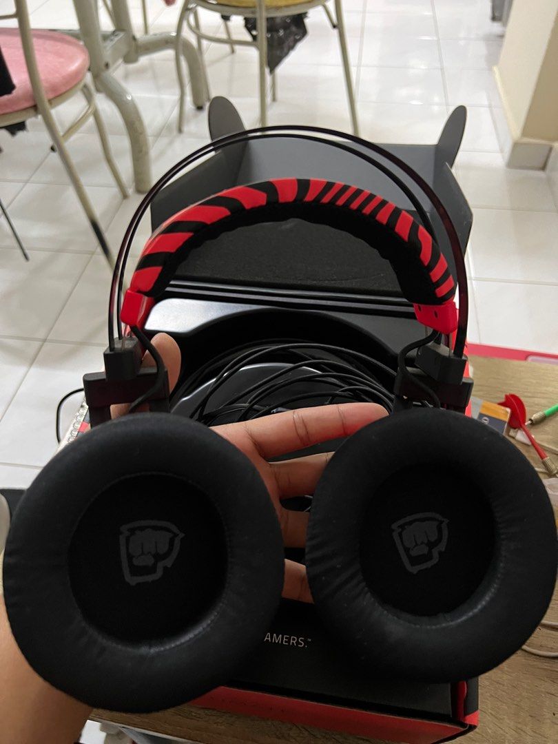 Razer Nari Ultimate Pewdiepie Edition Audio Headphones