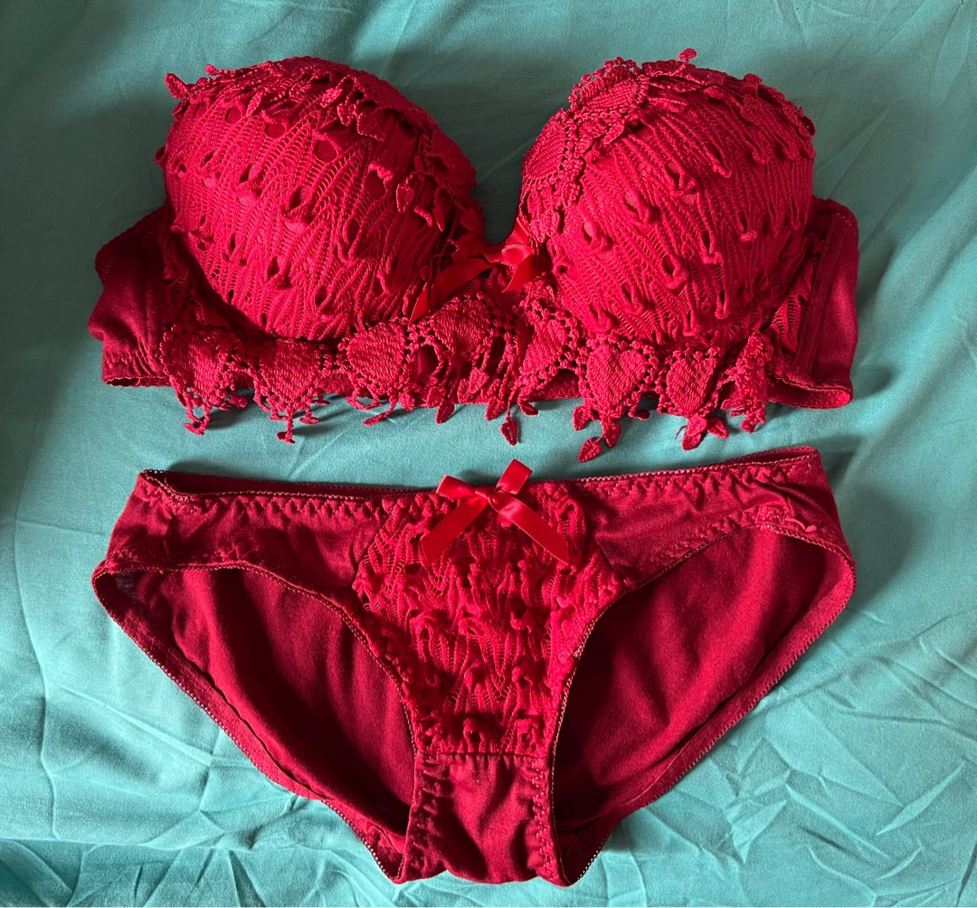 Red Bra & Panty set, Women's Fashion, New Undergarments & Loungewear on ...