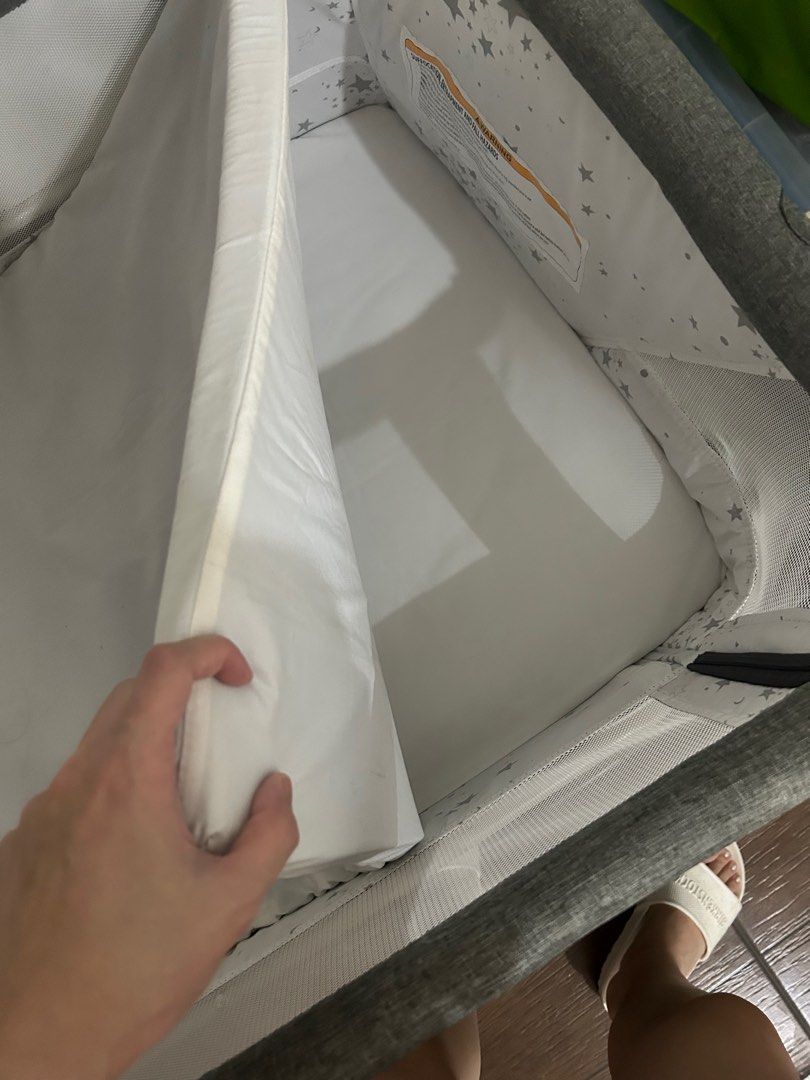 Roger Armstrong CoSleeper Crib, Babies & Kids, Baby Nursery & Kids