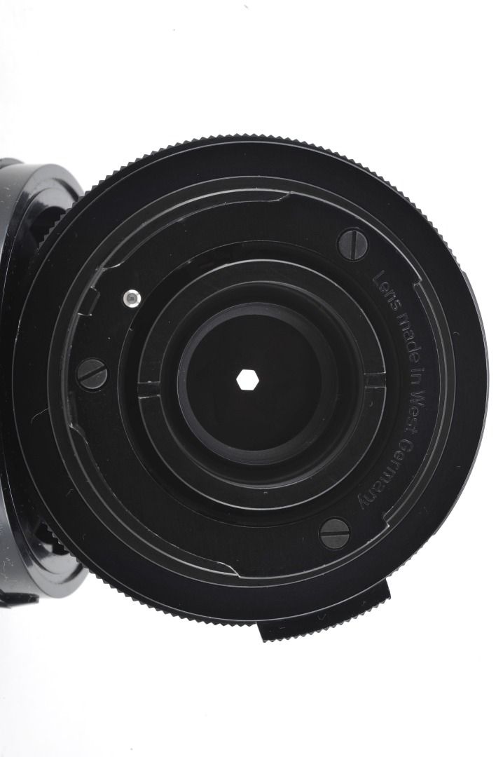 ROLLEI QBM MOUNT CARL ZEISS SONNAR 85mm F2.8 LENS "MINT CONDITION"with