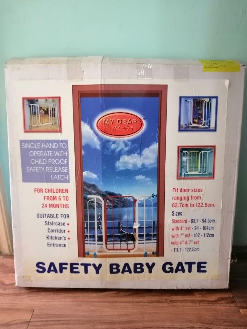 SAFETY BABY GATE, Babies & Kids, Baby Nursery & Kids Furniture, Safety