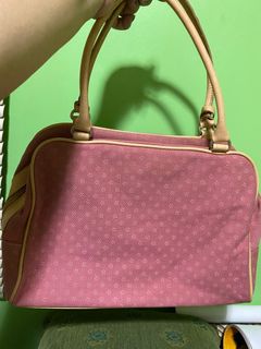 (Category: ) located in . Submitted by PreBags (Listing ID 1207064514, Image 1). Description: .