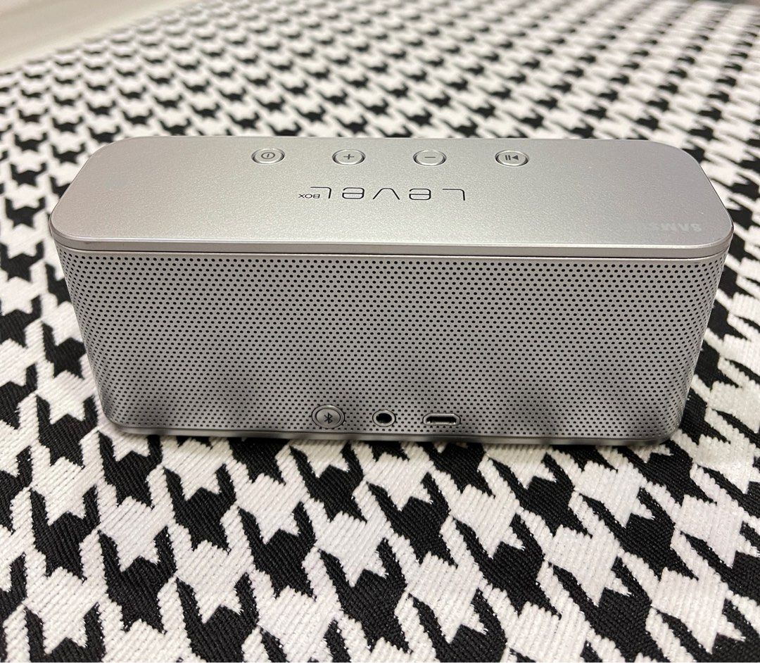 SAMSUNG LEVEL BOX Bluetooth speaker Model EO SG900