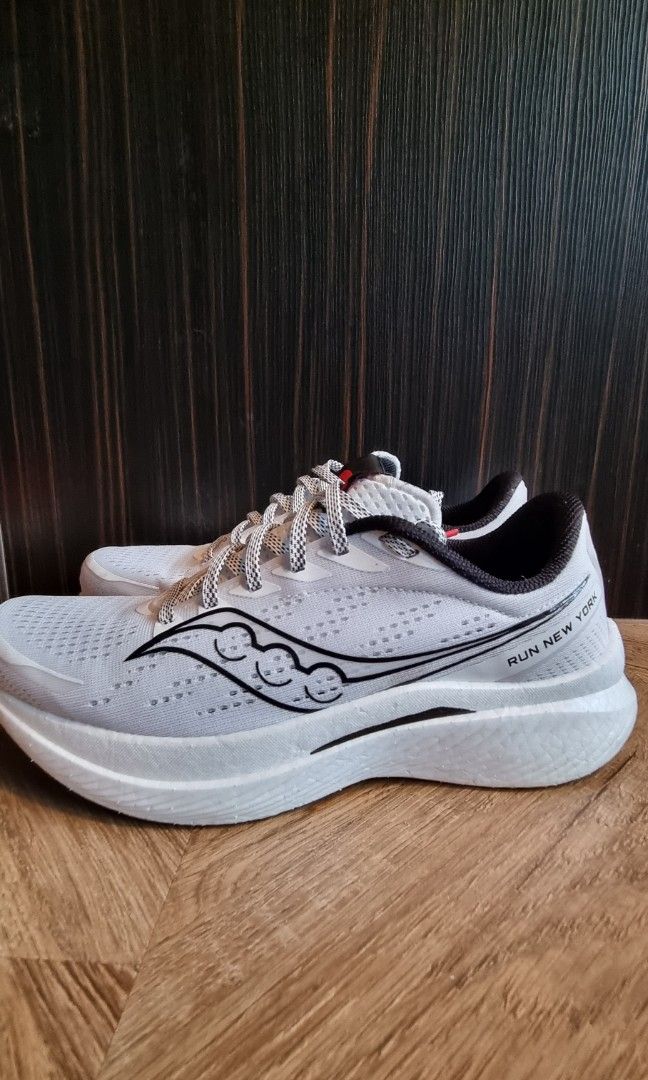 Saucony new york discount
