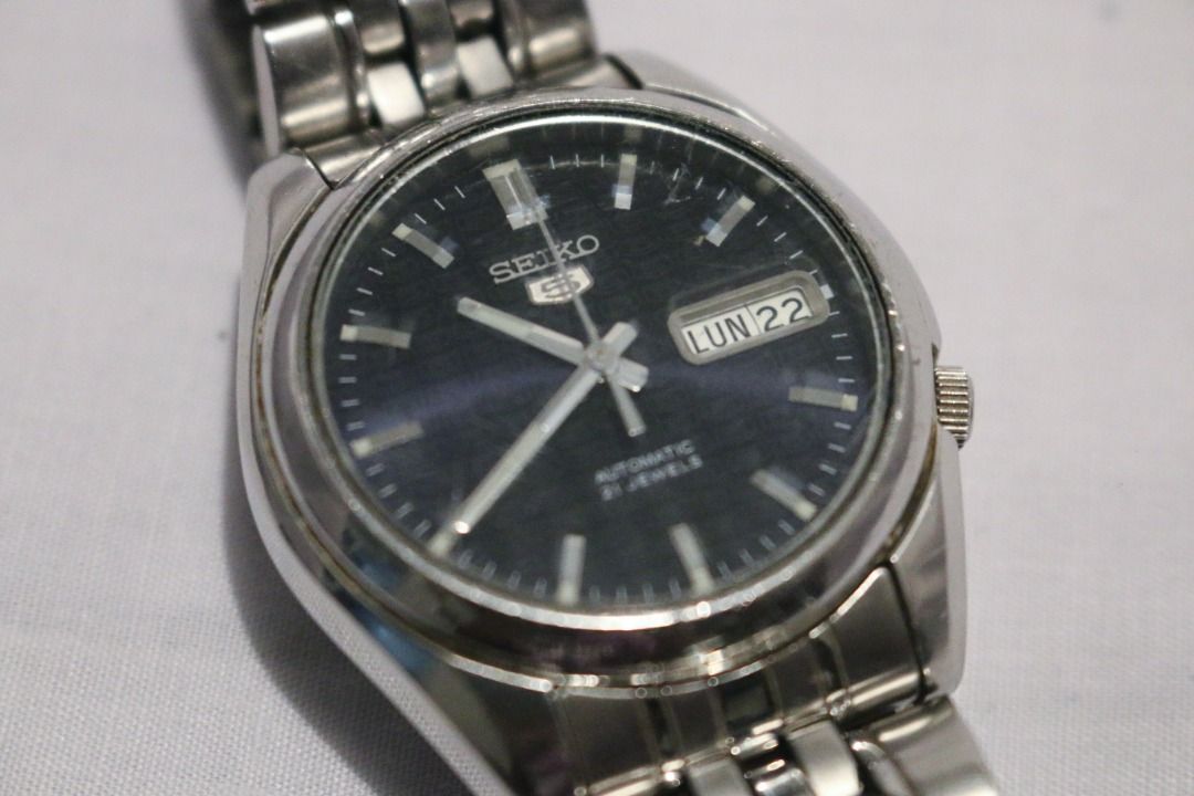 SEIKO 7S26-01V0, Men's Fashion, Watches & Accessories, Watches on Carousell