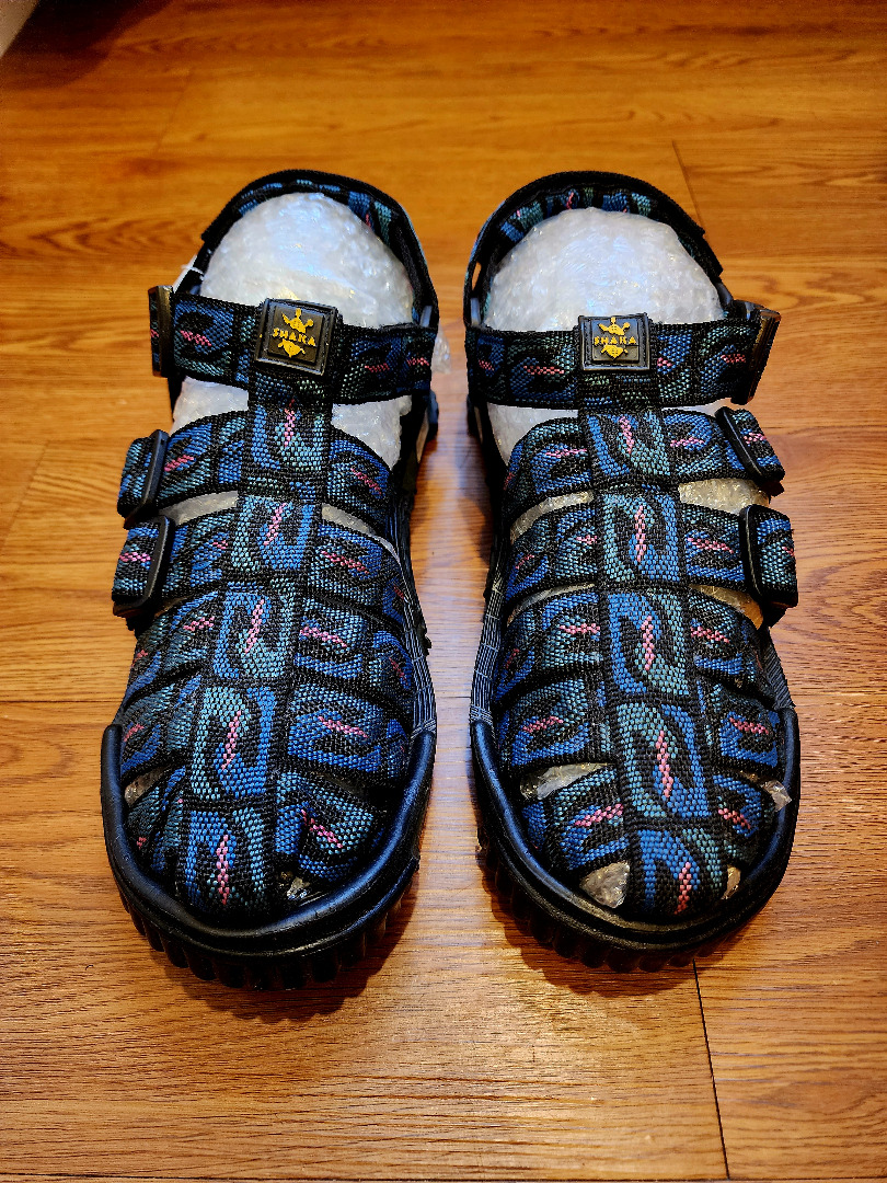 Rocky hiker sandals deals
