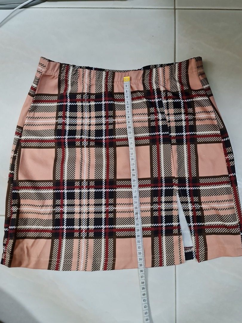 plaid skirt with slit