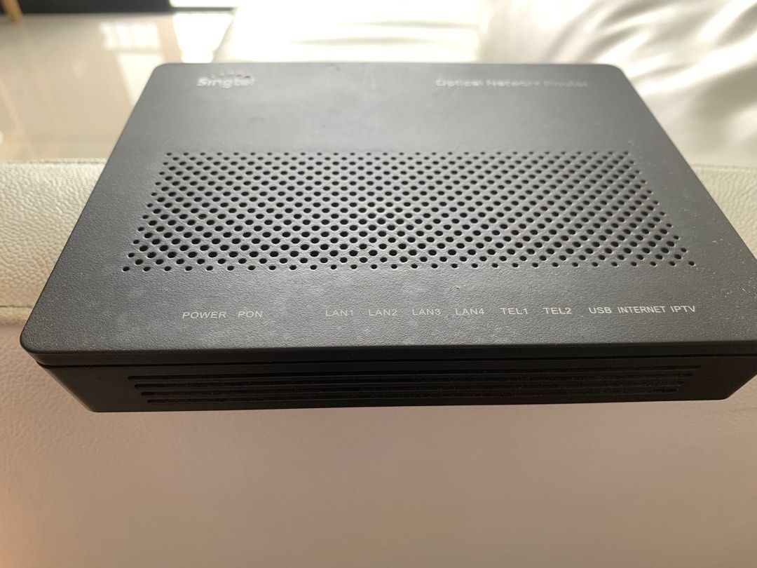 Singtel ONR router Huawei HG8244, Computers & Tech, Parts & Accessories ...