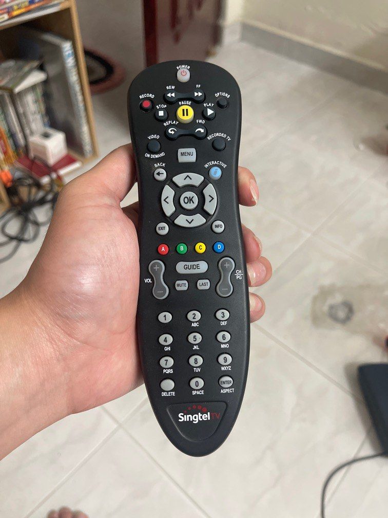 Singtel tv remote control, TV & Home Appliances, TV & Entertainment, TV