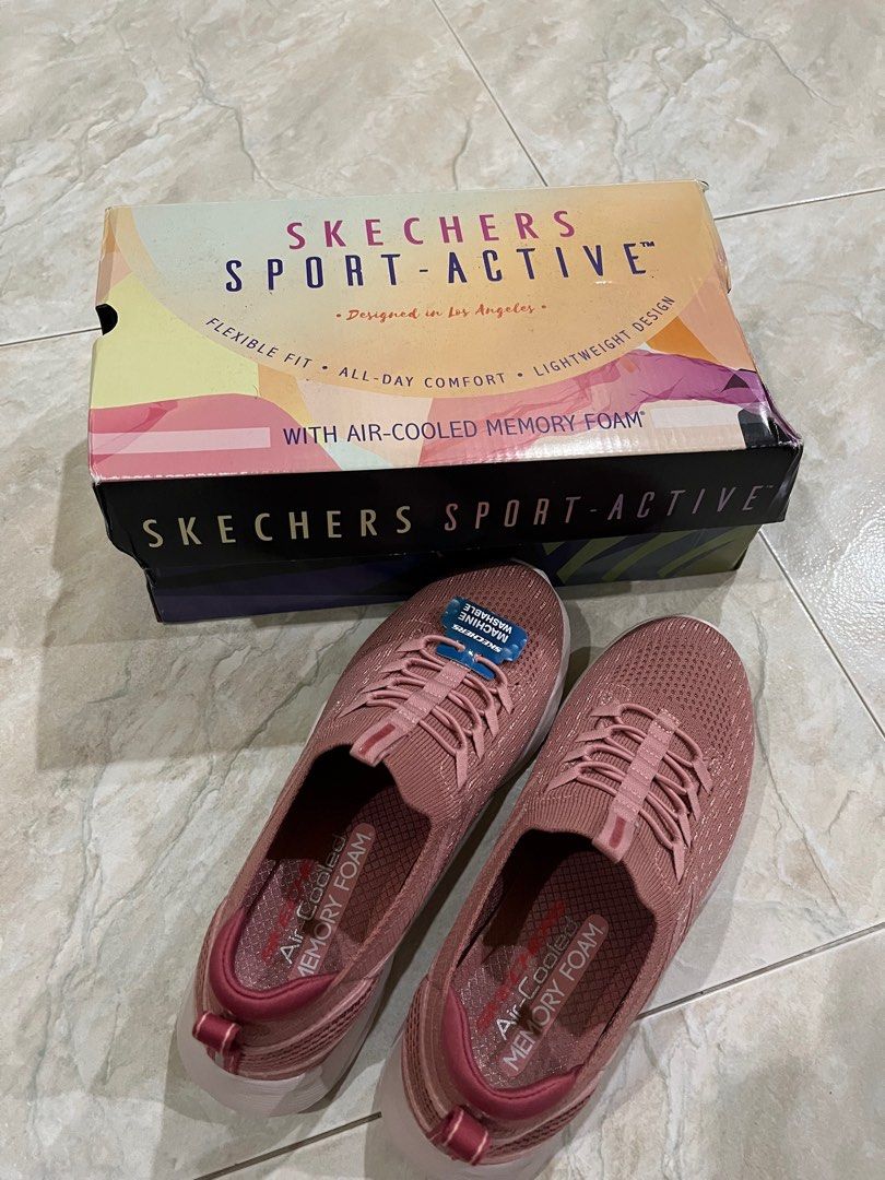 Skechers Women Sport-Active Sneaker (Size 6), Women's Fashion, Footwear,  Sneakers on Carousell