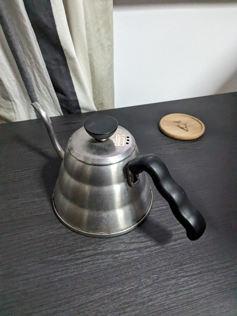 Stainless Steel Kettle Hario 1 litre, Furniture & Home Living, Kitchenware & Tableware, Coffee