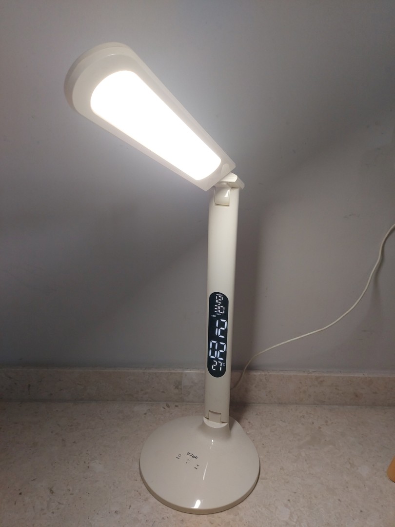 fluorescent table lamp