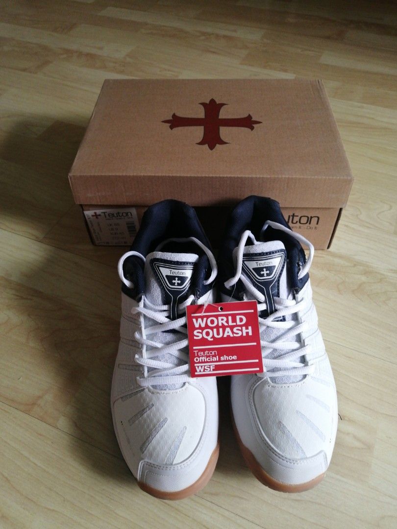 PRICE DROP Teuton Squash Shoes Sports Equipment Sports Games
