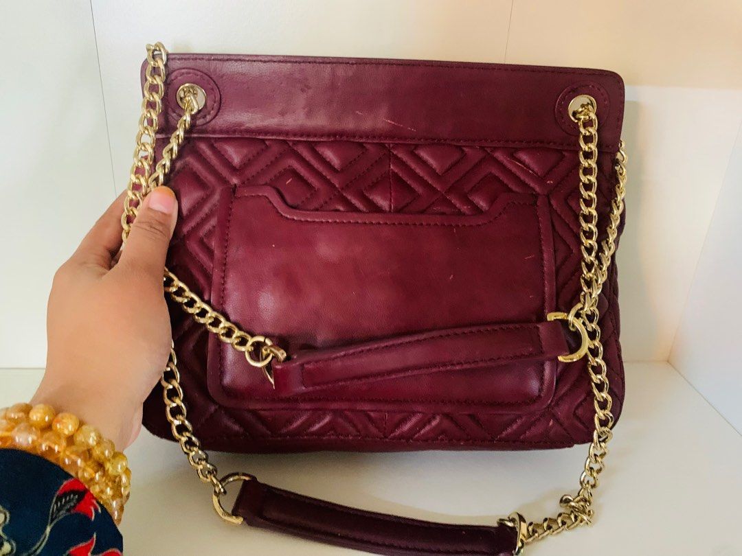 Authenticity Tory burch burgandy, Luxury, Bags & Wallets on Carousell