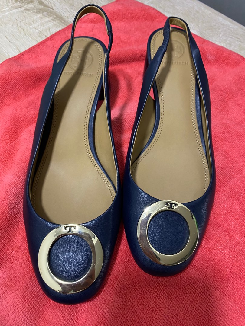 Caterina slingback pump outlet