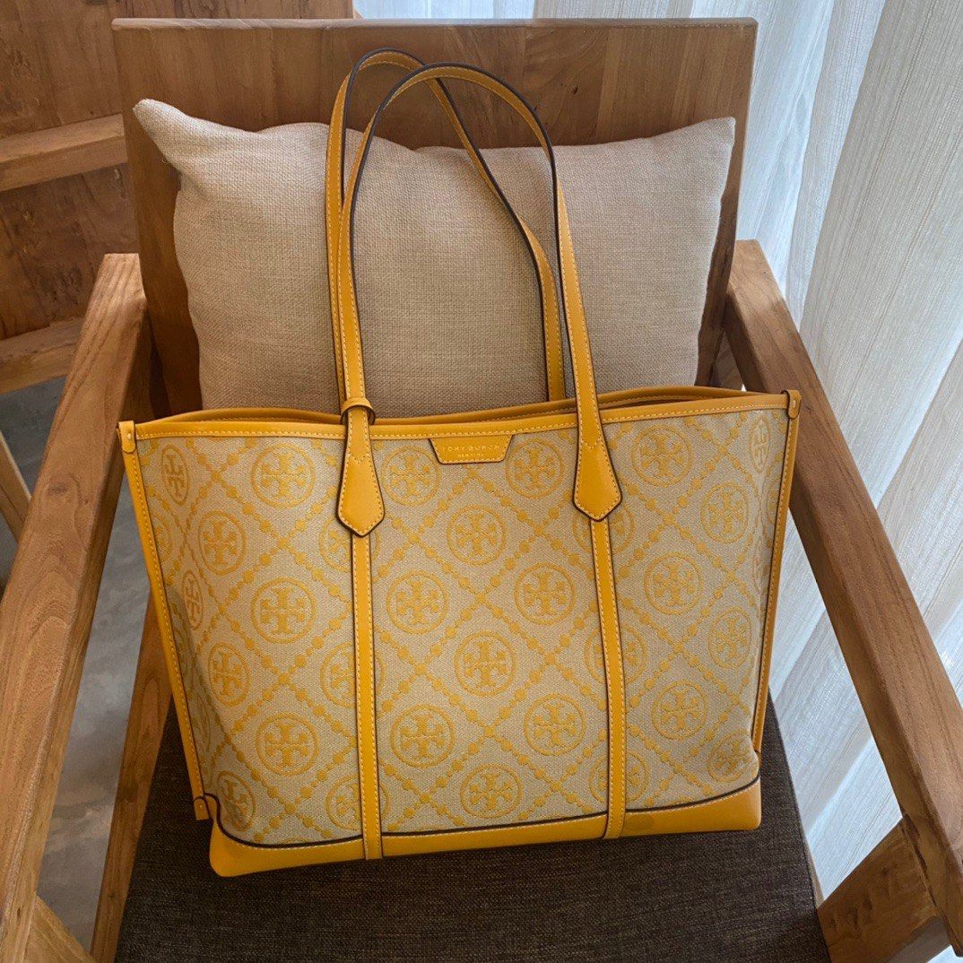 Tory Burch Perry Small Triple Compartment Tote Bag Light Umber, Barang  Mewah, Tas & Dompet di Carousell