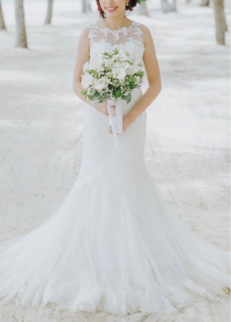 White trumpet wedding dress best sale