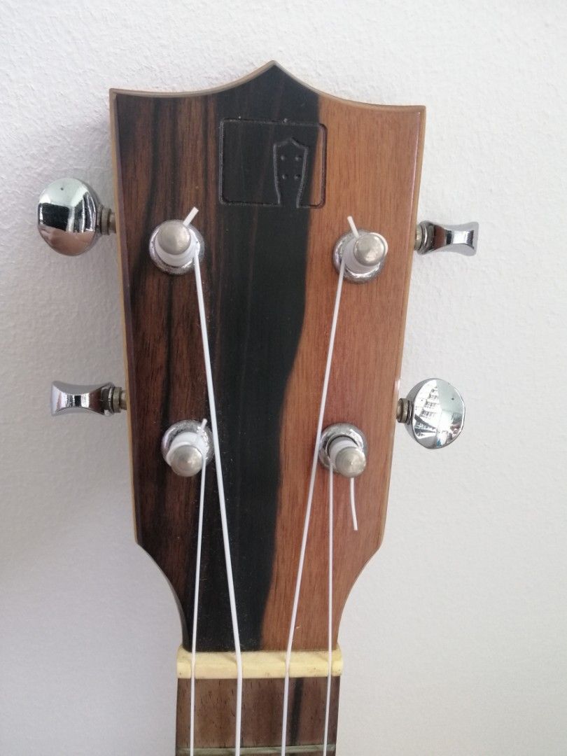 Ukulele Manila Concert Size, Hobbies & Toys, Music & Media, Musical