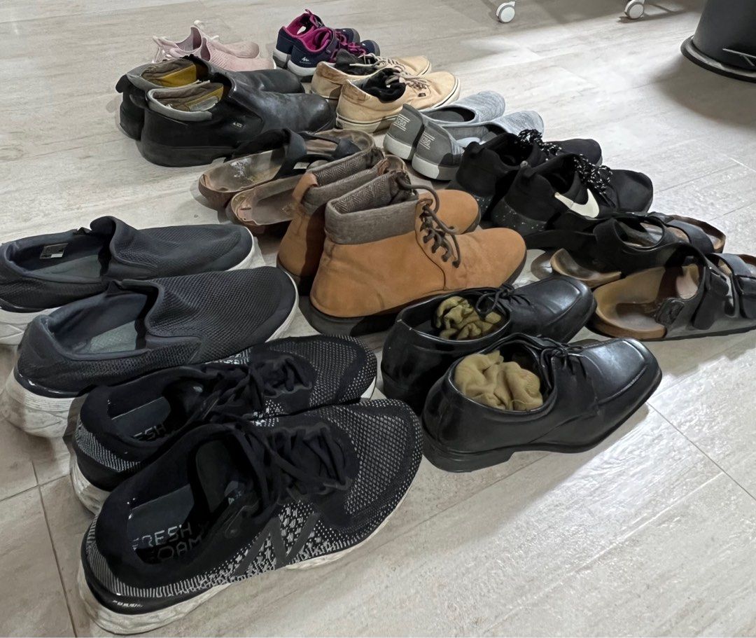 Gently used discount shoes for sale