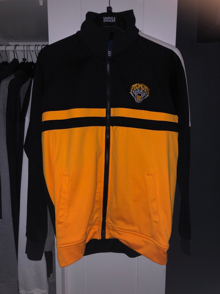 UST Jacket, Men's Fashion, Coats, Jackets and Outerwear on Carousell