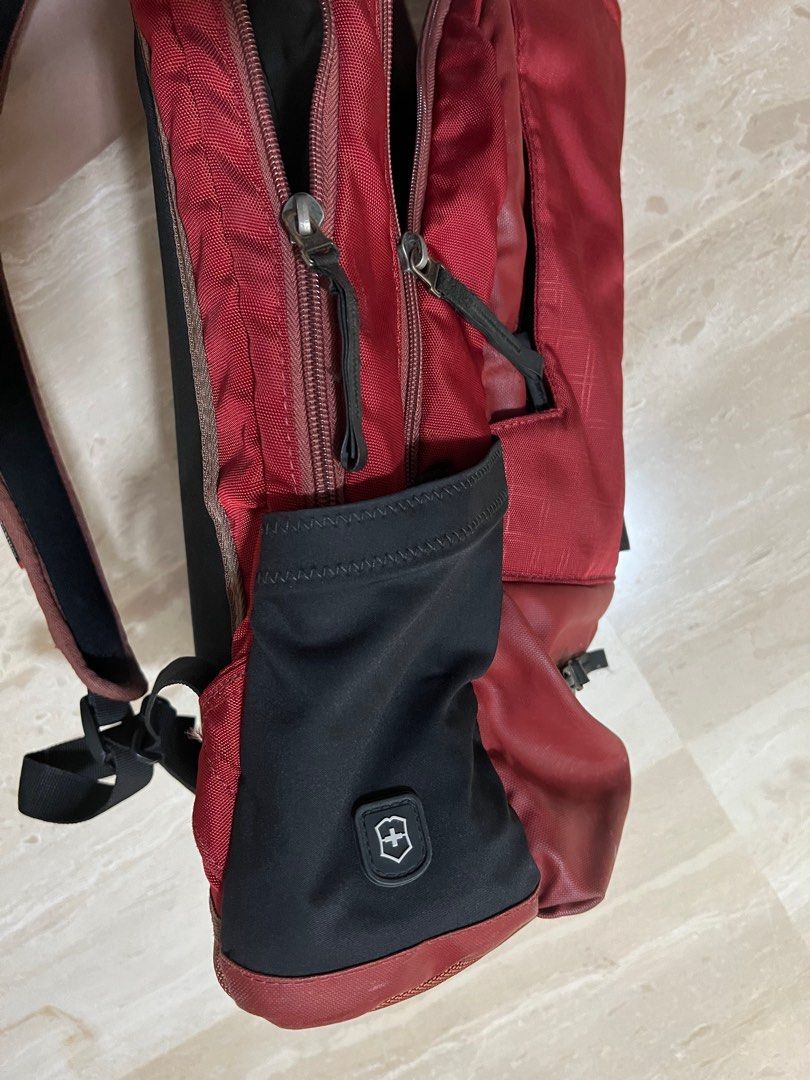 Victorinox Backpack, Men's Fashion, Bags, Backpacks on Carousell