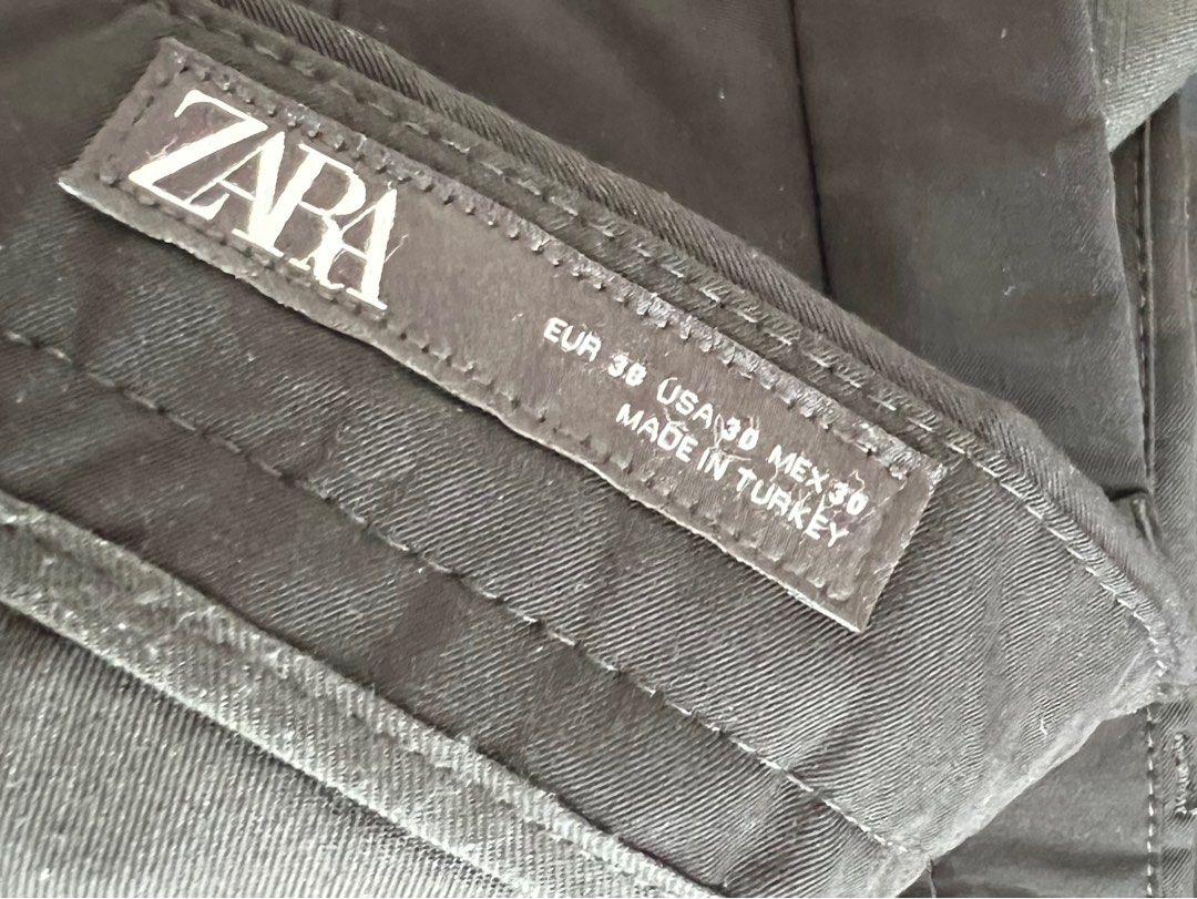 Zara slim fit men suit with 02 x pants, Men's Fashion, Coats, Jackets