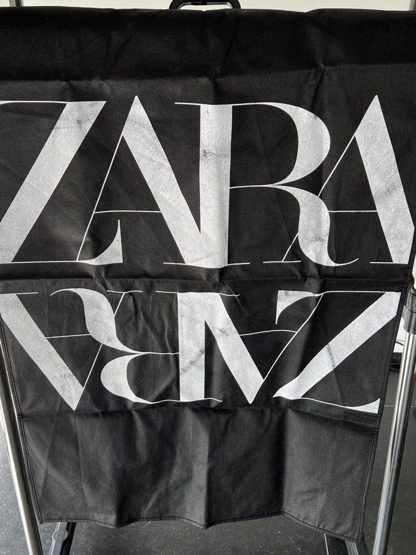 Zara slim fit men suit with 02 x pants, Men's Fashion, Coats, Jackets