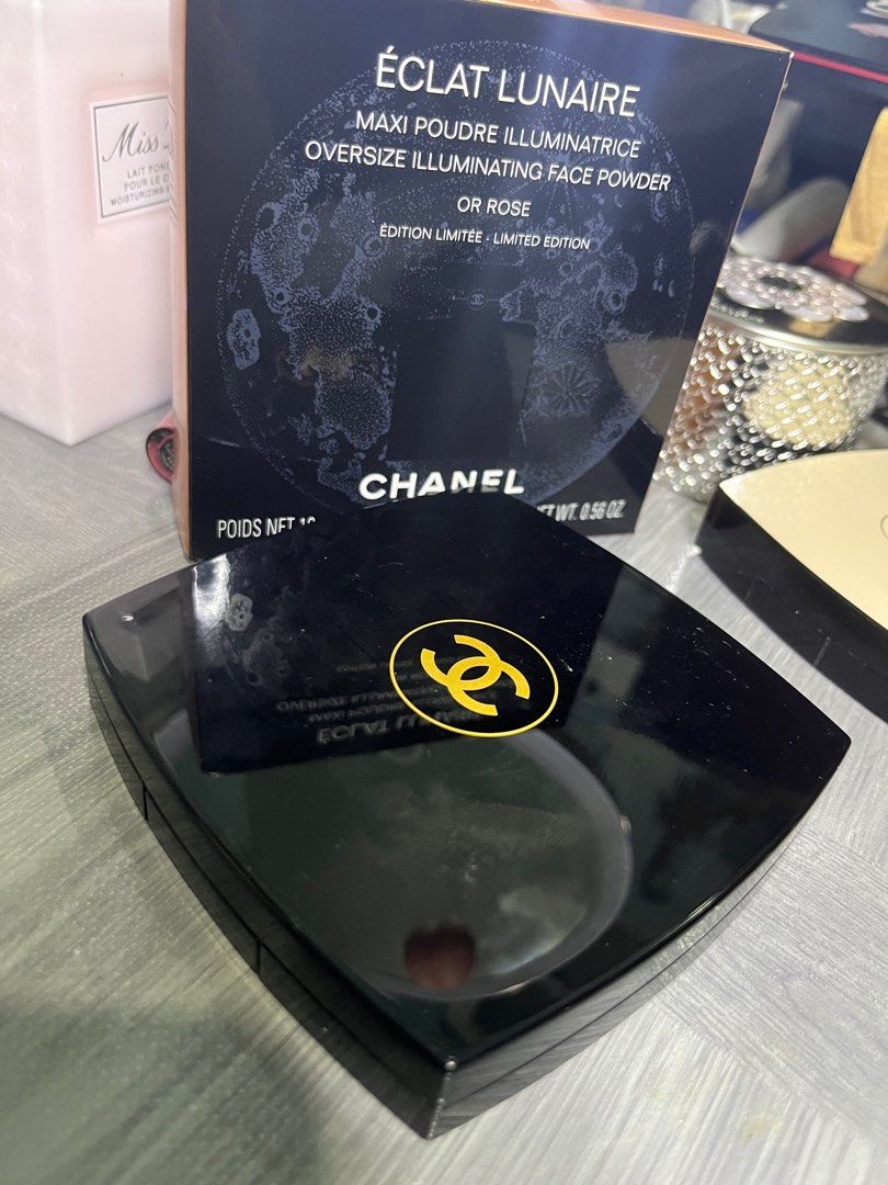 CHANEL Chanel Eclat Lunaire OR Rose Face Powder from Japan