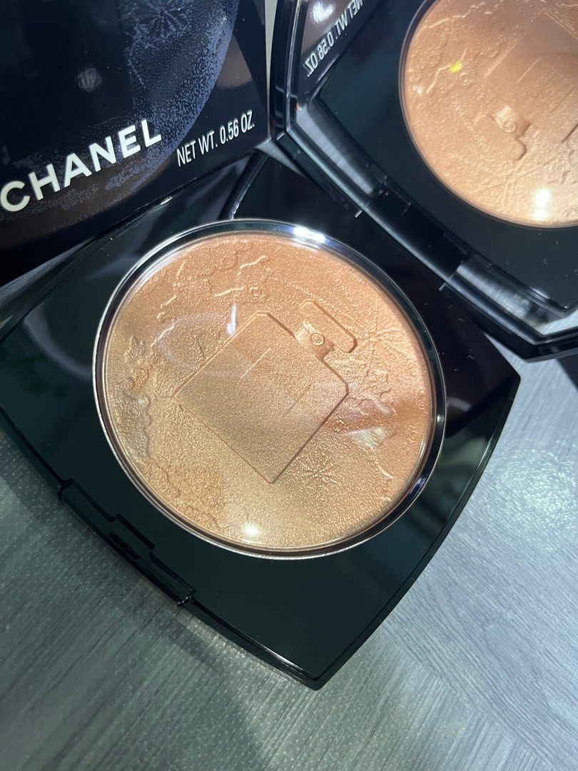 100% Authentic BRAND NEW UNUSED Chanel Holiday 2022 Eclat Lunaire Oversize  Illuminating Face Powder Or Rose Limited Edition