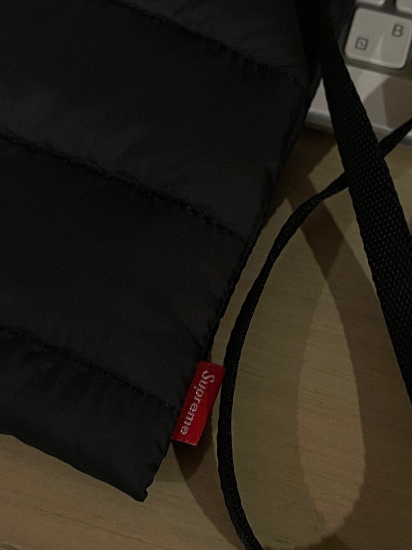 2022AW Supreme puffer neck pouch 黑色 全新未使用