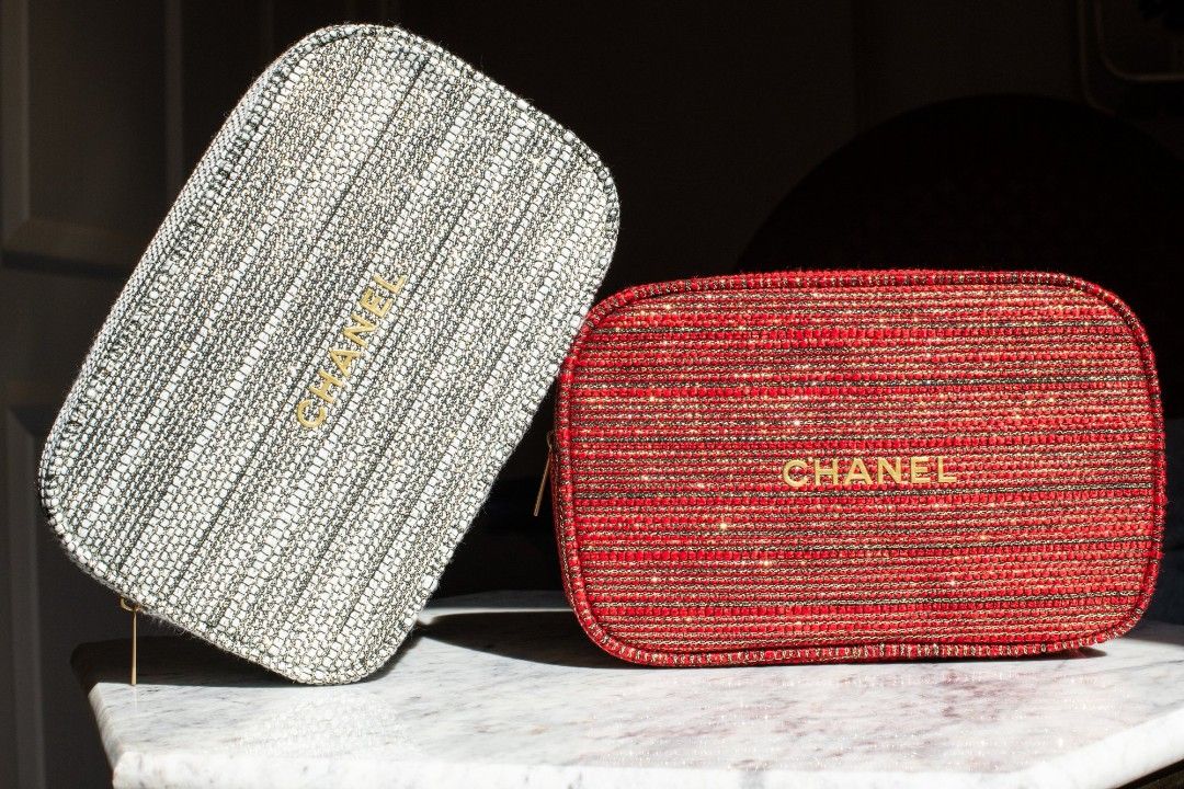 🎆2023 SALE!🎆 AUTH. CHANEL BEAUTY HOLIDAY GIFT SET 2022 (POUCH ONLY)