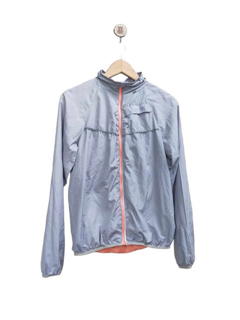 Workout windbreaker outlet