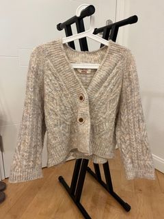 （分類：）位於 。 由 ceciliacck 提交（商品編號 1210720942，圖片 1）。簡介： 。