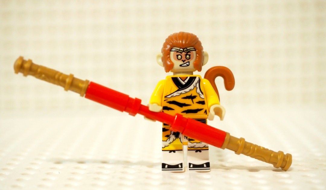 全新 lego 80045 Monkie kid 悟空小俠 minifigures - 西遊記 孫悟空 人仔 連 金剛棒 武器, 興趣及遊戲 ...