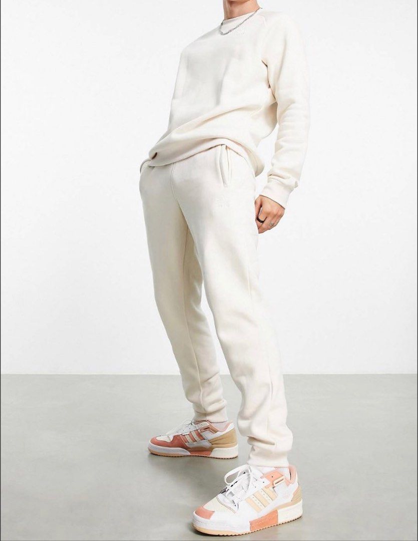 White outlet adidas jogger