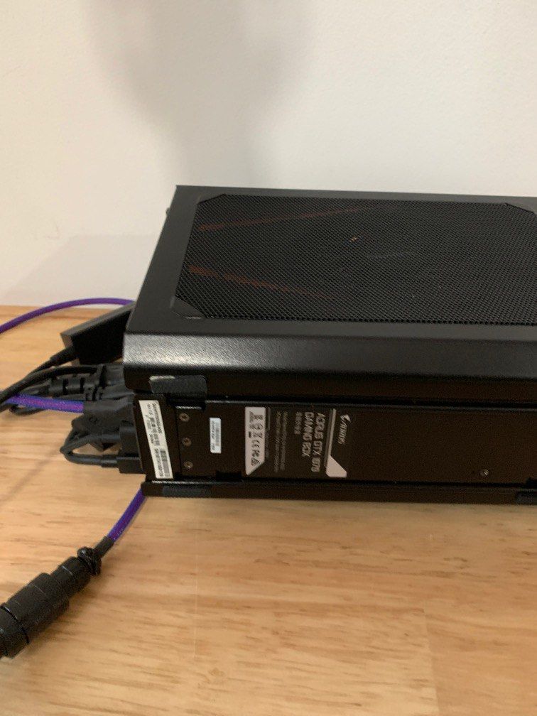 AORUS 1070 EGPU GAMING BOX, Computers & Tech, Parts & Accessories ...