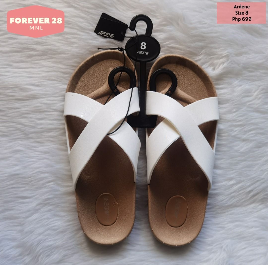 Ardene footwear store