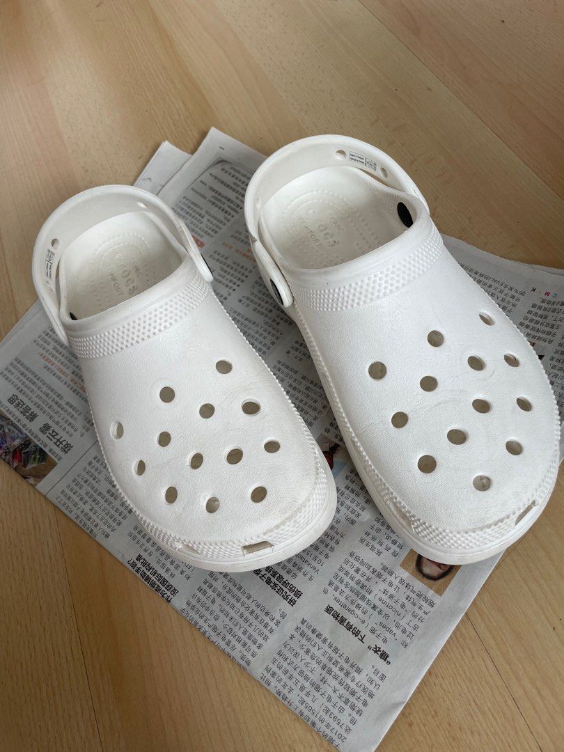White sales platform crocs