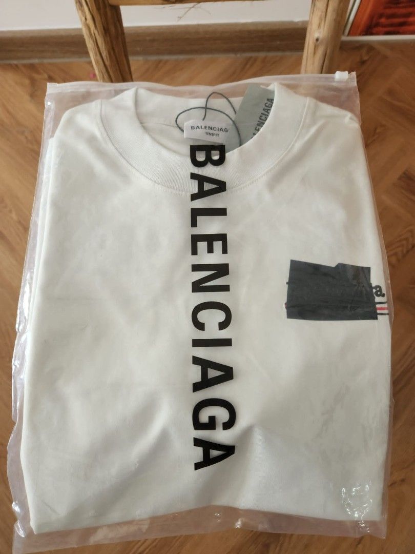 Chi tiết với hơn 66 về balenciaga striped t shirt fall 2023 hay nhất   cdgdbentreeduvn