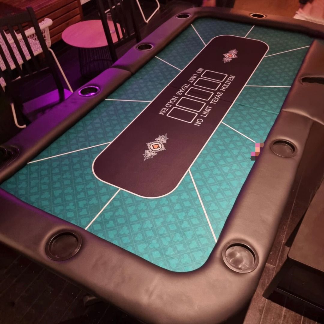 Bifold Tabletop Poker Table Texas Holdem Poker Chips COPAG Cards Poker