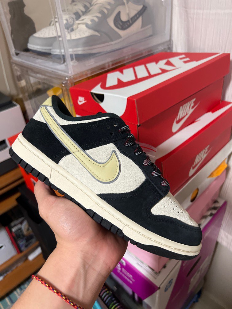suede dunks