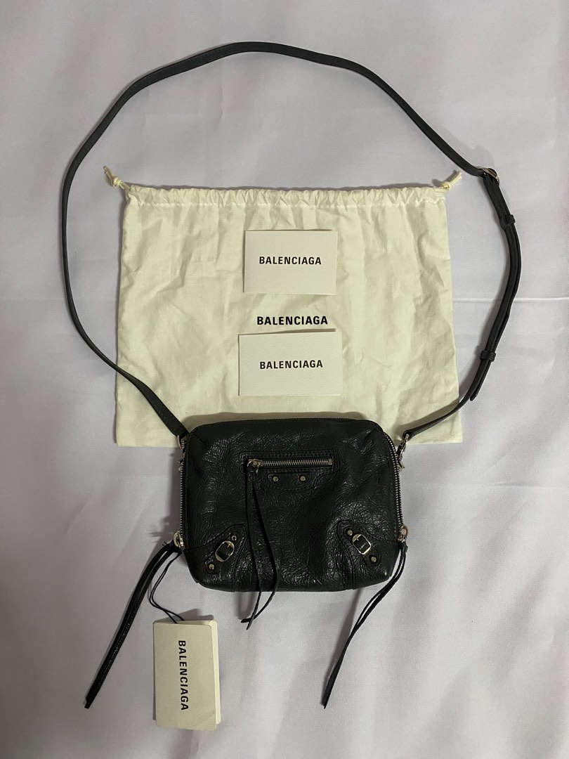 balenciaga leather reporter bag